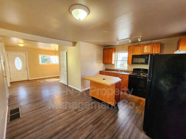 Foto del edificio - 1128 N 5th St