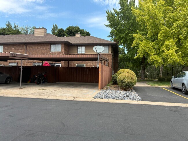Building Photo - 5650 S 1425 E