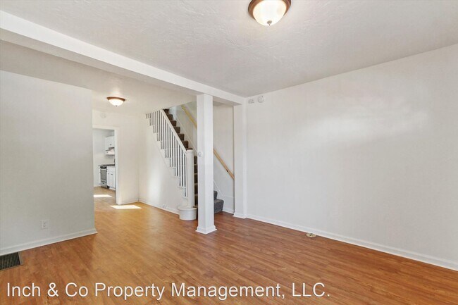 Building Photo - 3 br, 1.5 bath House - 726 Glen Place