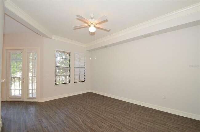 Building Photo - 513 Mirasol Cir
