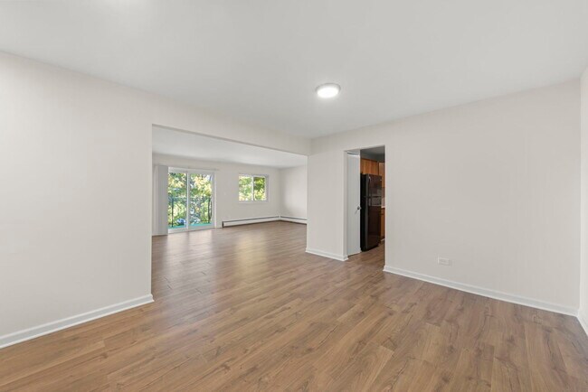Building Photo - 1206 E Fairview St