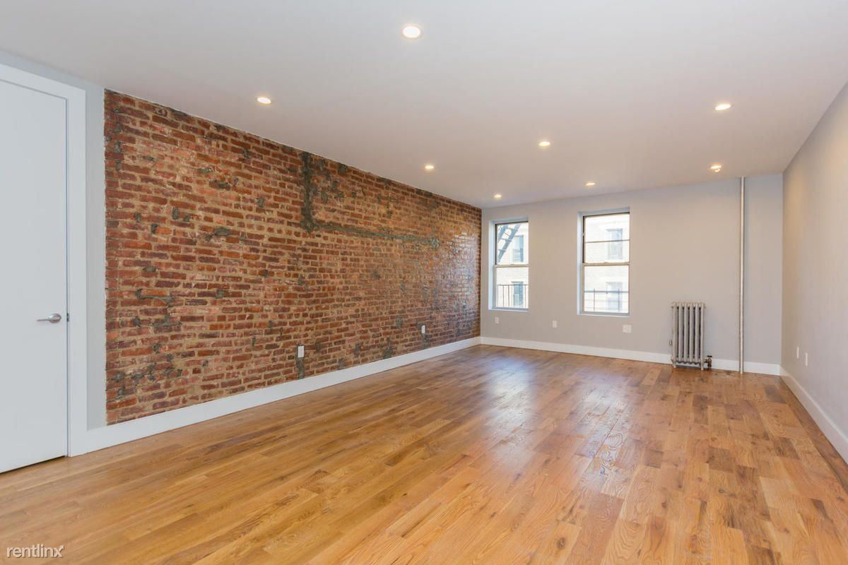 Primary Photo - 217 Haven Ave
