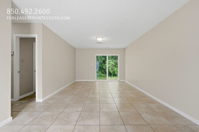 Building Photo - 6415 Schoel Ln