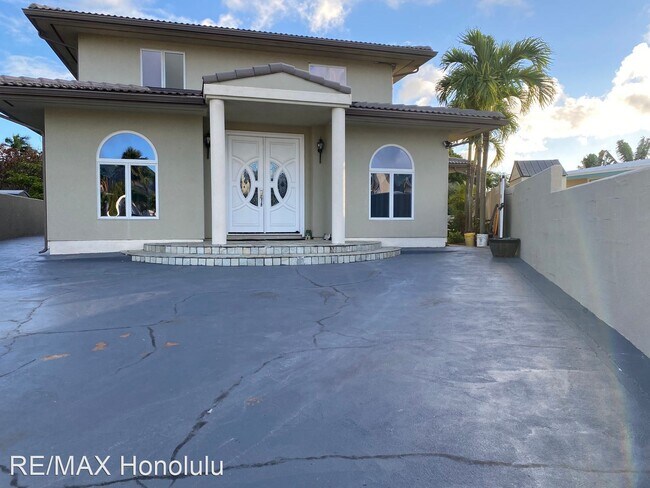 Building Photo - 3 br, 2 bath House - 743 Ahukini St