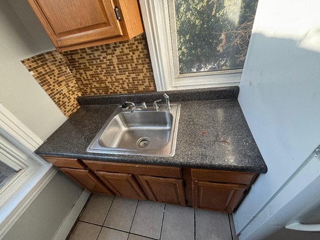 Foto del edificio - 5427 Angora Terrace