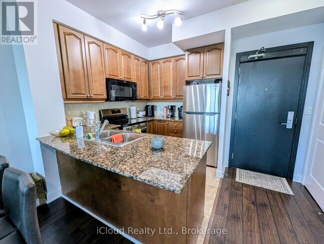Building Photo - 90 Absolute Ave