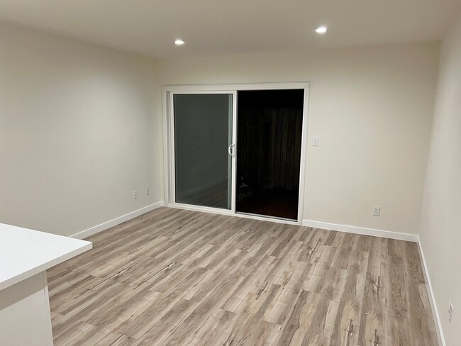 Building Photo - 4510 Bond St
