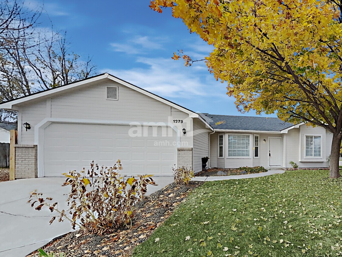 Foto principal - 1279 N Black Wolf Ave