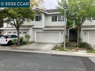 Building Photo - 321 W Meadows Ln