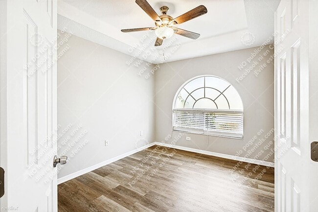 Building Photo - 3 br, 2 bath House - 1900 Rensselaer Dr