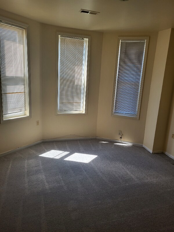 Foto del edificio - 5000 Beaufort Ave