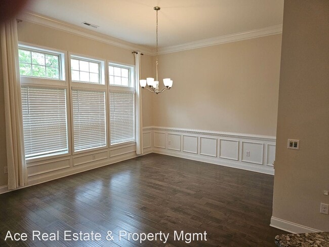 Building Photo - 5 br, 3.5 bath House - 106 Roaring Creek D...