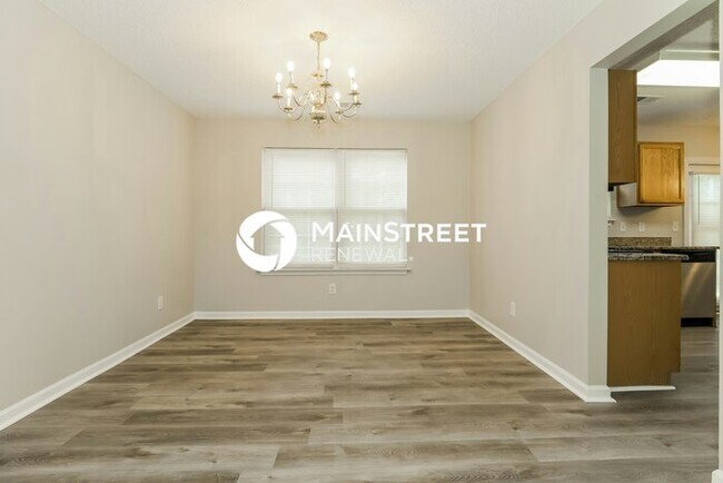 Building Photo - 4 Bedroom Pet-Friendly Home in Cartersville, GA with Main Street Renewal
