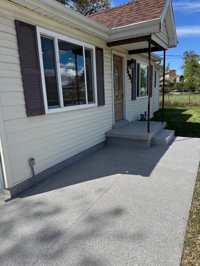 Foto del edificio - 5193 S 4700 W