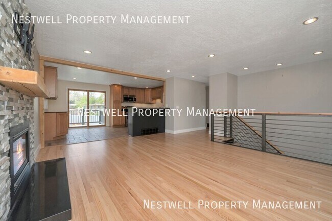 Building Photo - 5440 S Dunbarton Dr