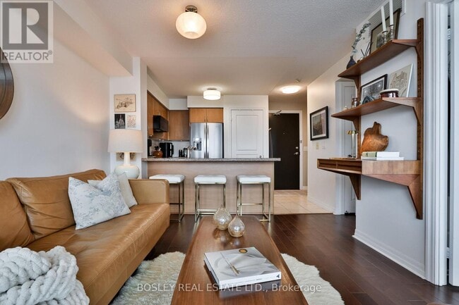 Photo du bâtiment - 1600 Charles St