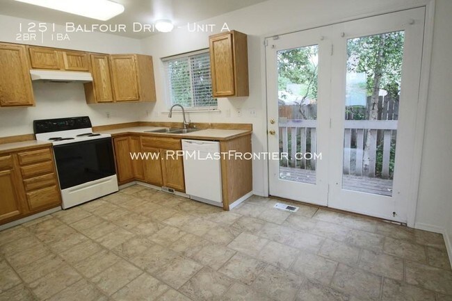 Building Photo - 2 bedroom in Anchorage AK 99515