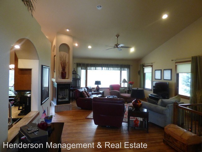 Building Photo - 4 br, 3 bath House - 2312 Seven Lakes Dr.