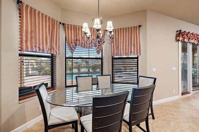 Foto del edificio - 11678 Sunrise View Ln