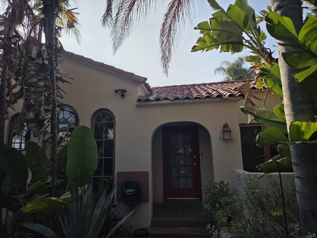 Frente de la casa - 1009 Havenhurst Dr