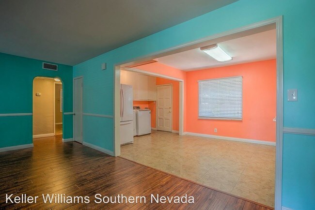Building Photo - 4 br, 2 bath House - 1400 Sweeney
