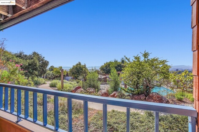 Building Photo - 57 Sereno Cir
