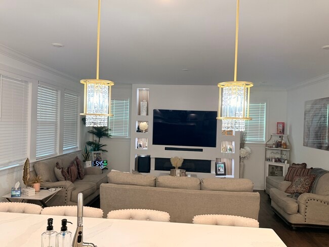 Foto del edificio - 821 Sierra Grove Ln