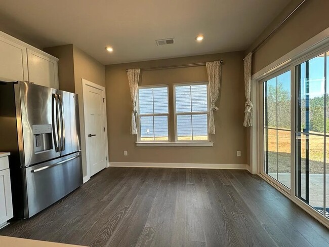 Building Photo - 1021 Augustus Beamon Dr