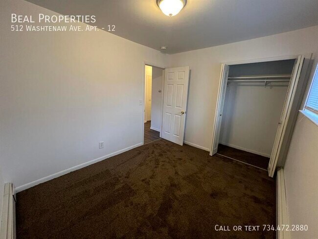 Foto del edificio - 512 Washtenaw Ave