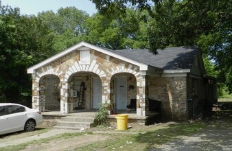 Building Photo - 4521 Baucum Pike