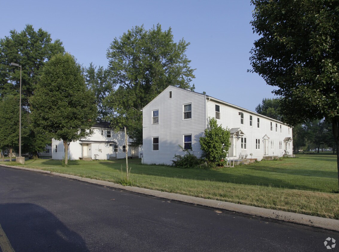 90389042 Maple Grove Rd, Windham, OH 44288 Apartments in Windham, OH