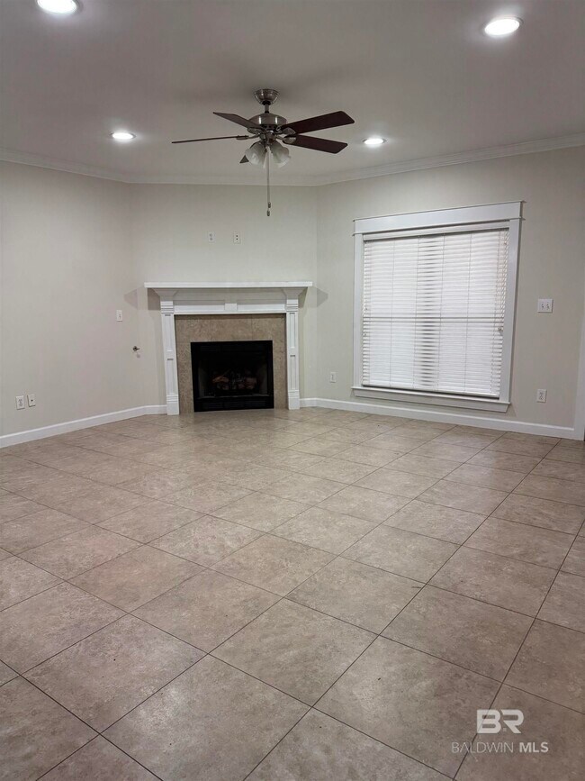 Foto del edificio - 11966 Balsam Ct