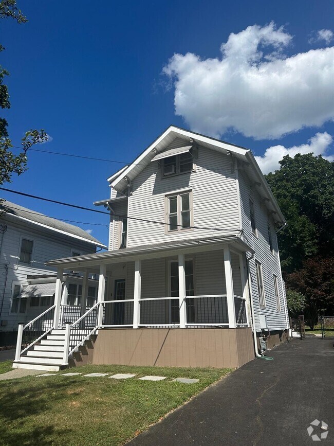 Building Photo - 81 Carroll St