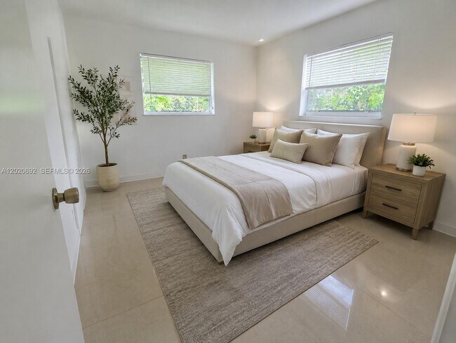 Foto del edificio - 1125 NE 16th Pl