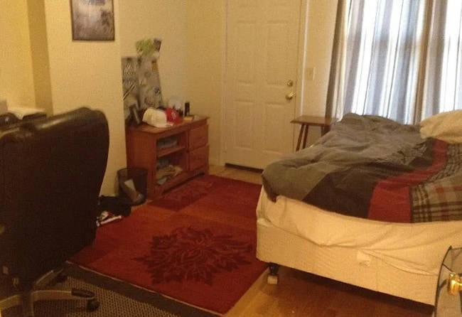 *Pictures are representative samples of the advertised unit. In some cases, the actual units you tou - 22 S Huntington Ave