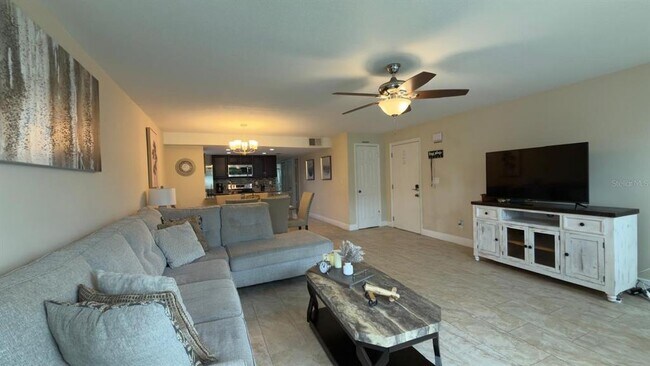 Building Photo - 5014 Laguna Bay Cir