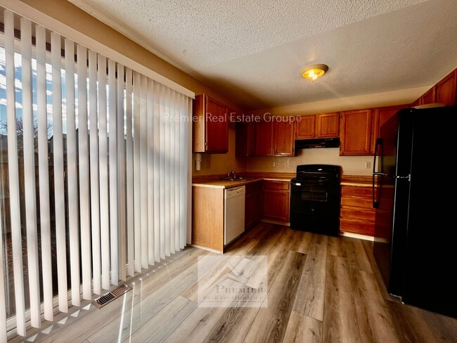 Building Photo - 2126 Boston Terrace