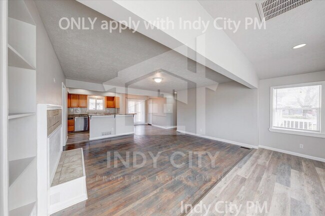 Building Photo - 5120 Reeder St