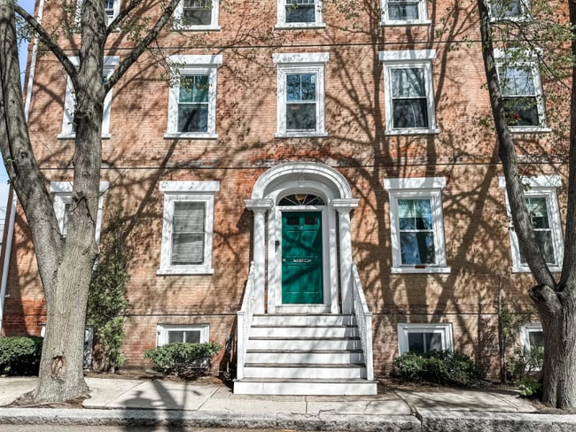 Photo - 17 Pickman St Apartment