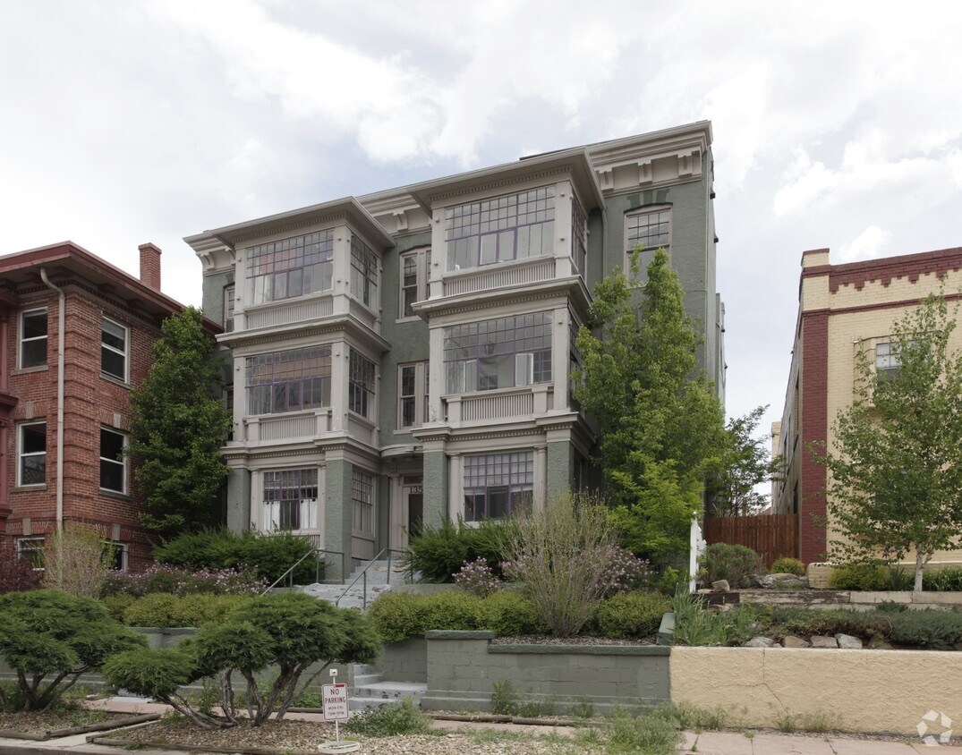 Foto del edificio - Ogden Arms