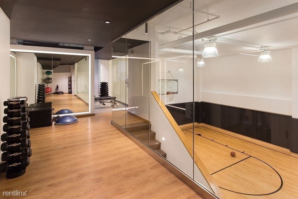 2 br, 1 bath - 500 W 42nd St - 2 br, 1 bath  - 500 W 42nd St