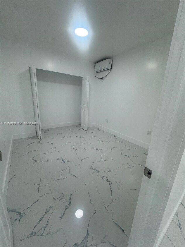 Foto principal - 28095 SW 158th Pl