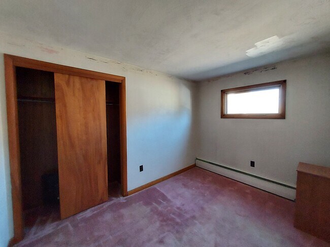 Foto del edificio - 381 Furnace Rd