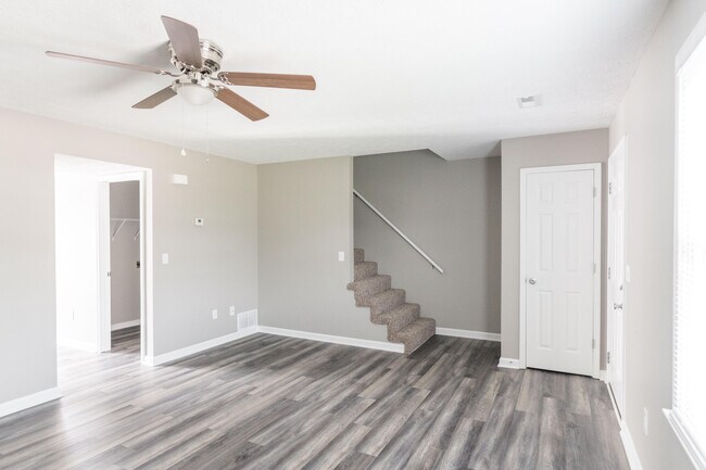 Foto del edificio - 202 S Keeneland Dr