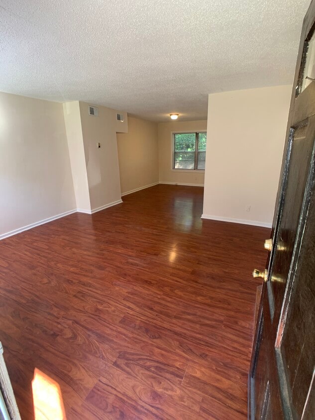 1630 Valley Ave, Homewood, AL 35209 Townhouse for Rent in Homewood