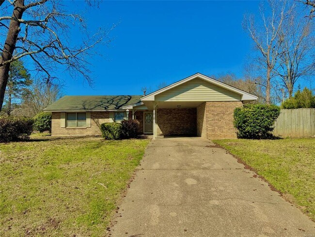 Foto del edificio - 761 Forestdale Dr