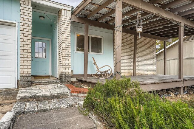 Building Photo - 4902 Parell Path