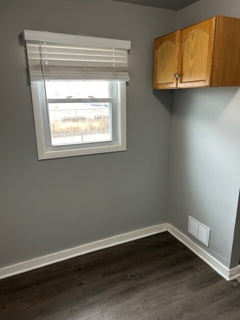 Foto del edificio - 1402 N Virginia St