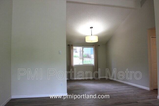Foto del edificio - 7105 SW Shady Ct
