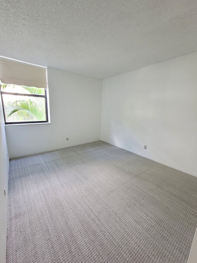 Foto del edificio - 20441 NE 30th Ave